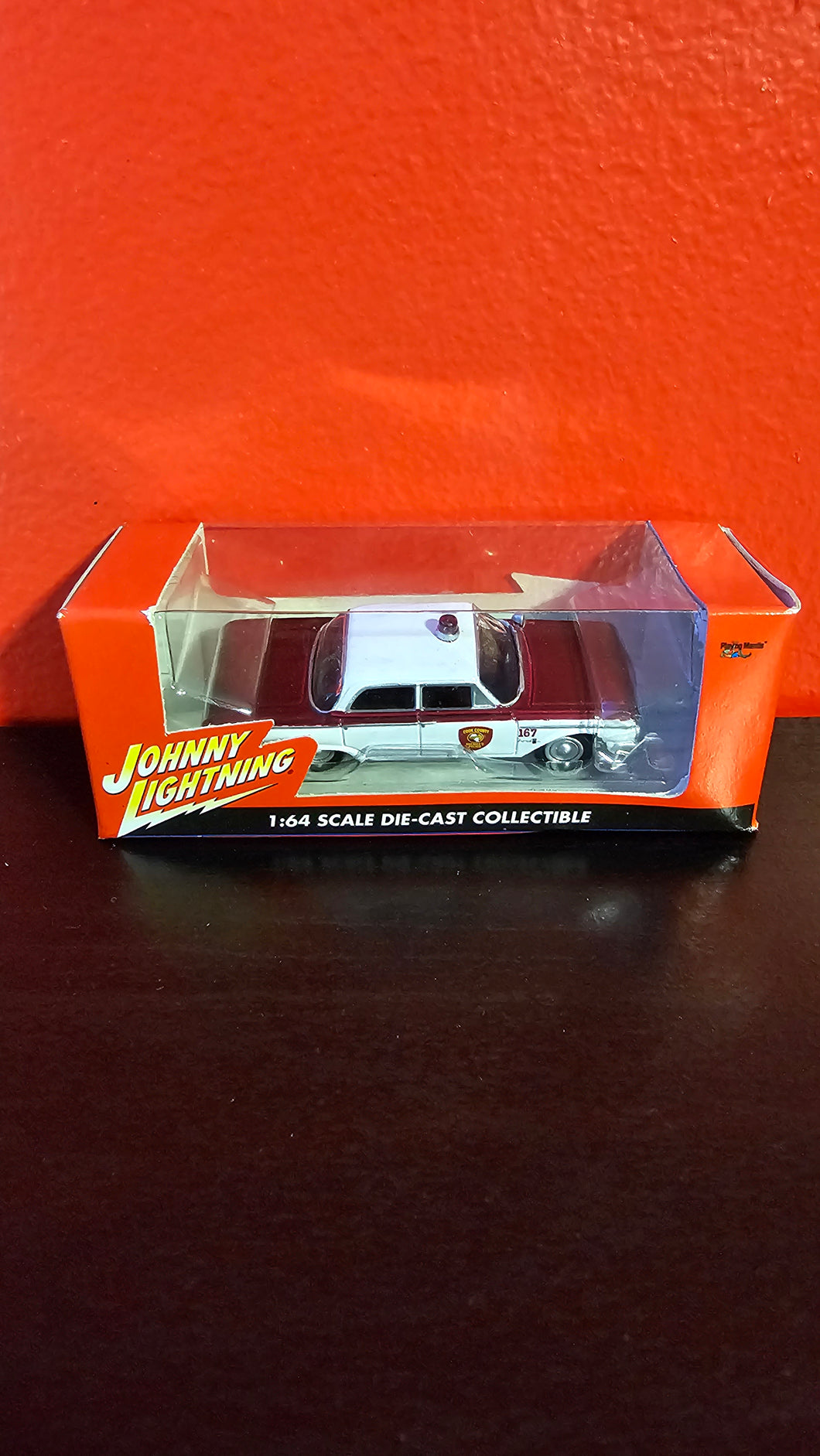 Johnny Lightning America's Finest Cook County Sheriff 1961 Ford Galaxy