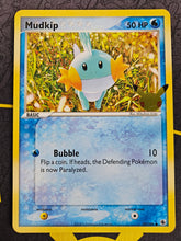 Load image into Gallery viewer, Pokémon TCG | Celebrations First Partner Pack | Mudkip Jumbo Promo 59/109
